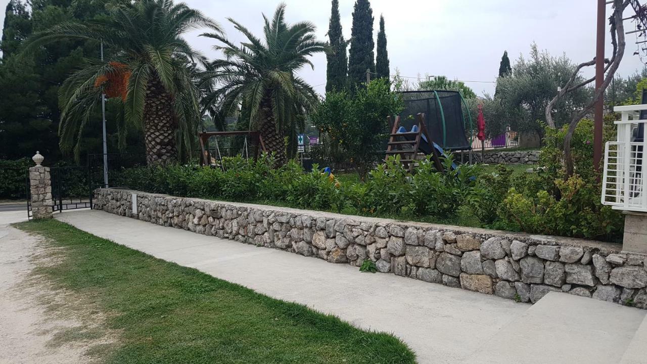 Apartments Srijemsi Млини Экстерьер фото